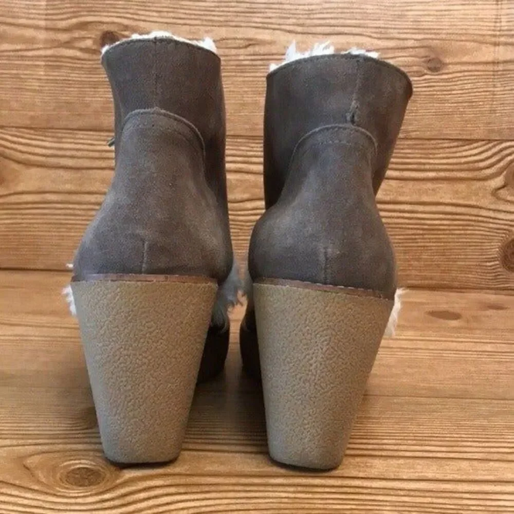 GAP NEW YORK “Gwen Shearling” Tree‎ Bark Suede Wedges Boots ladies size 9